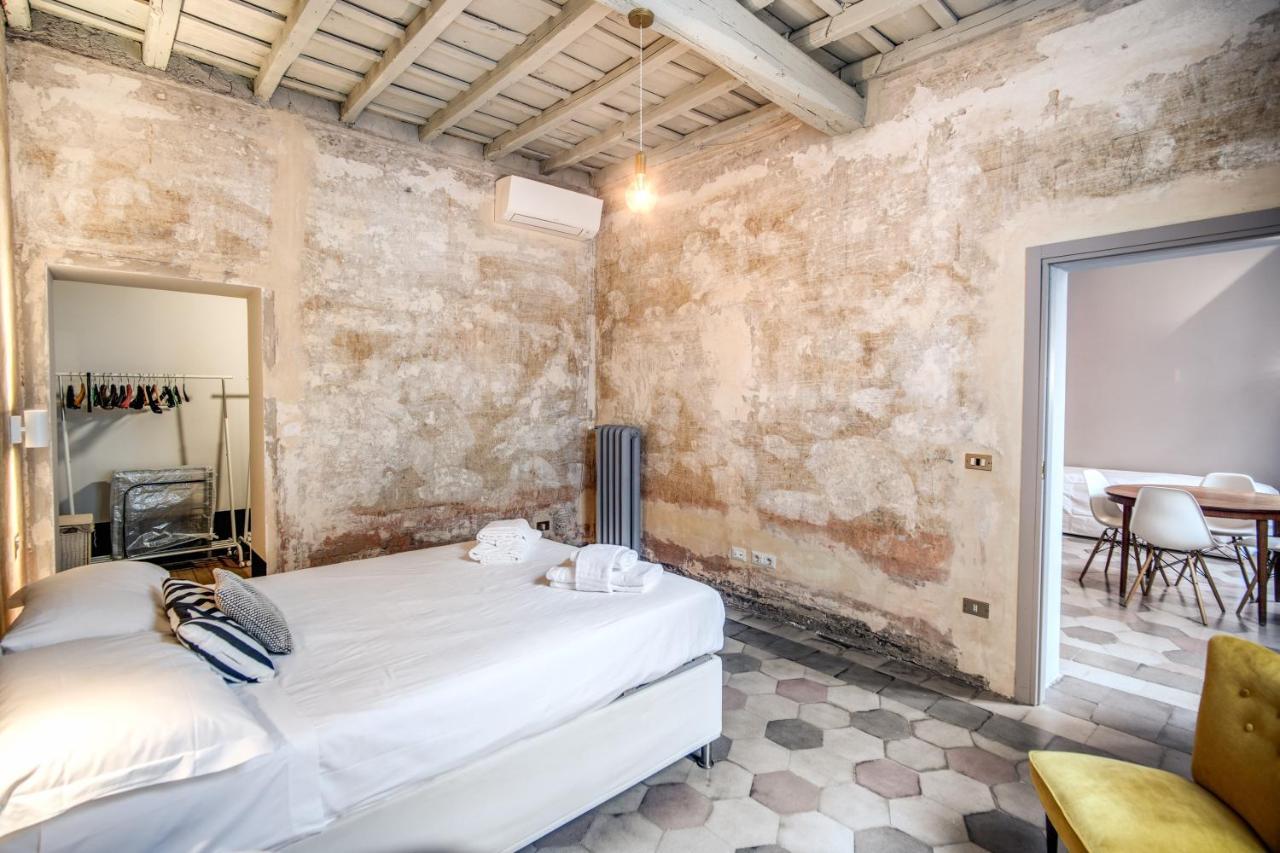Stylish And Spacious Apartment Next To The Colosseum Rome Luaran gambar