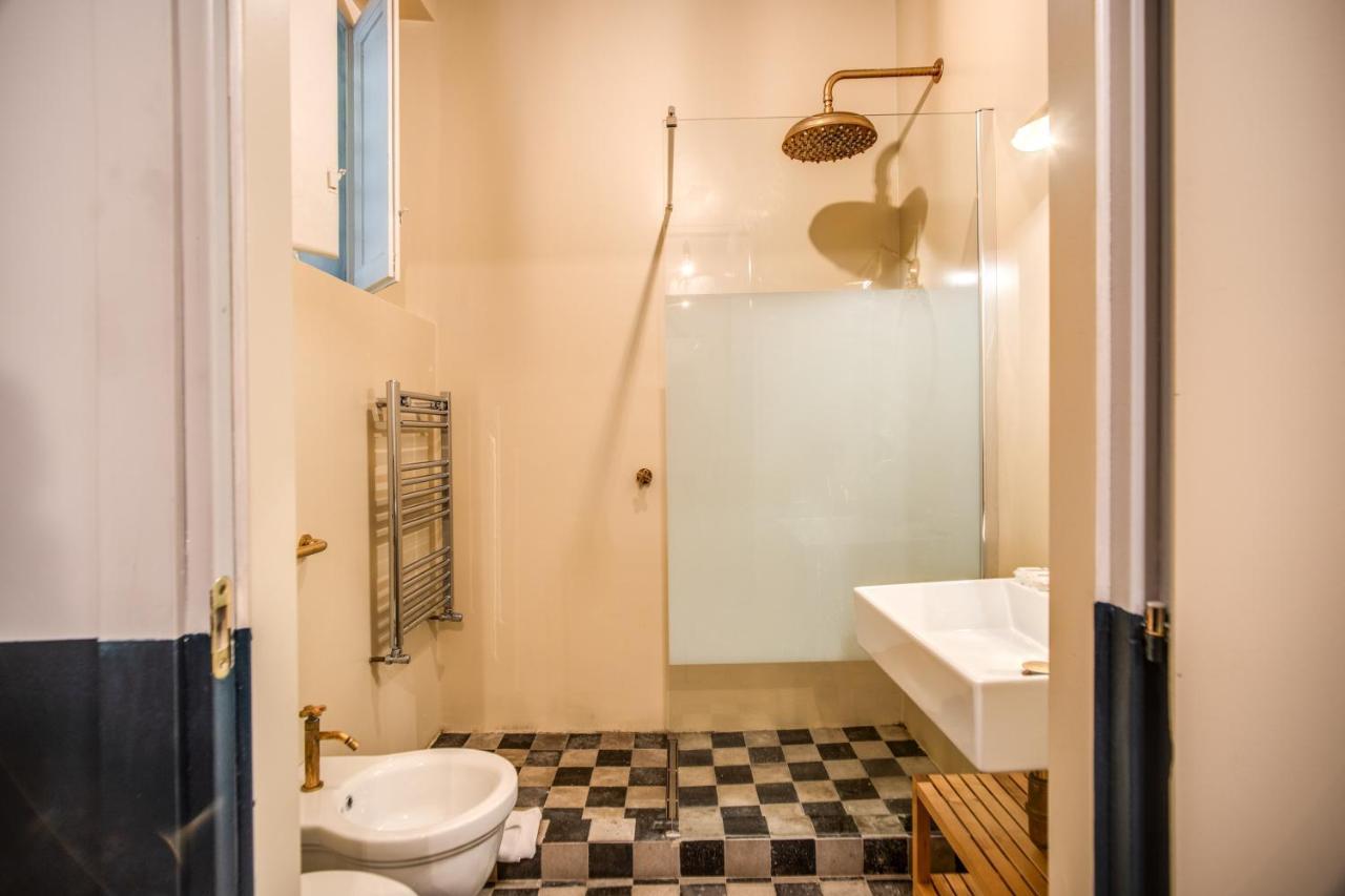 Stylish And Spacious Apartment Next To The Colosseum Rome Luaran gambar