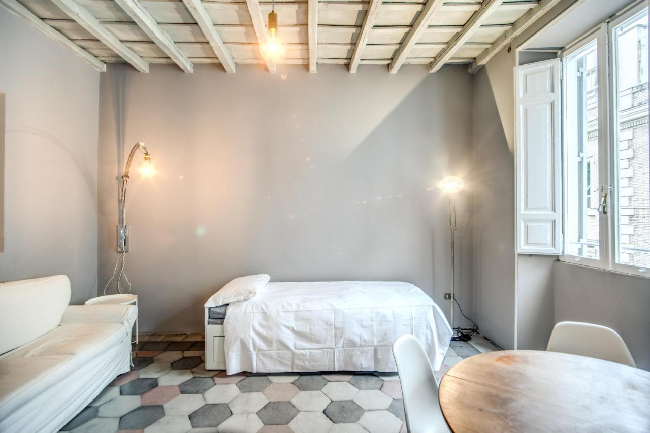 Stylish And Spacious Apartment Next To The Colosseum Rome Luaran gambar