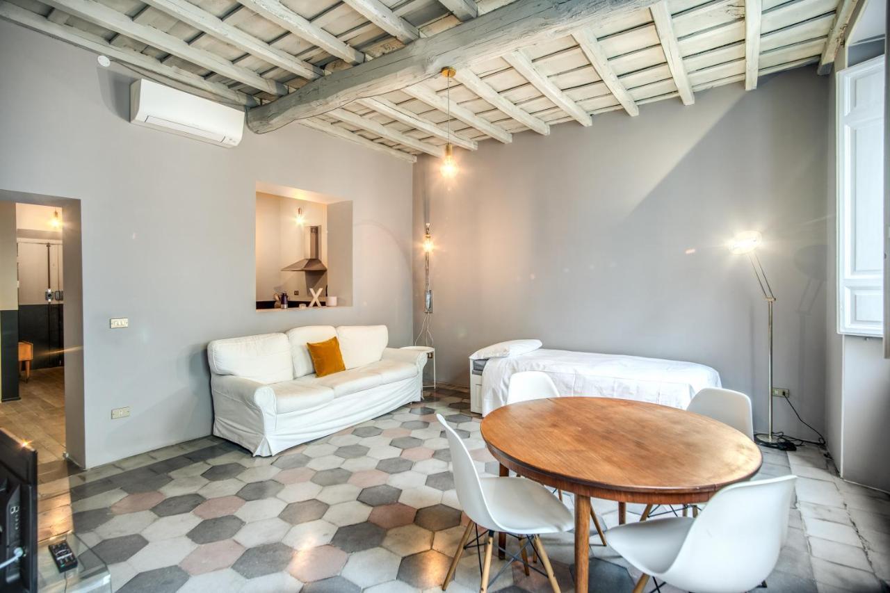 Stylish And Spacious Apartment Next To The Colosseum Rome Luaran gambar