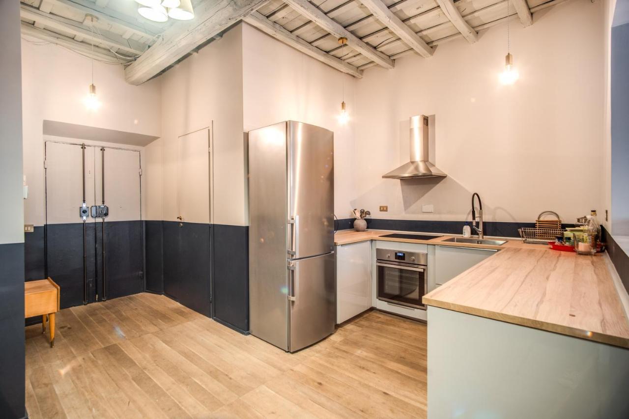 Stylish And Spacious Apartment Next To The Colosseum Rome Luaran gambar